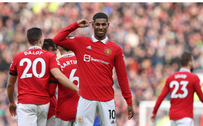 1亿欧元买8人，那不勒斯终结意甲悬念！孔蒂还要拿欧冠？.