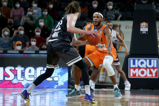 斗的生动画 斗的生动画