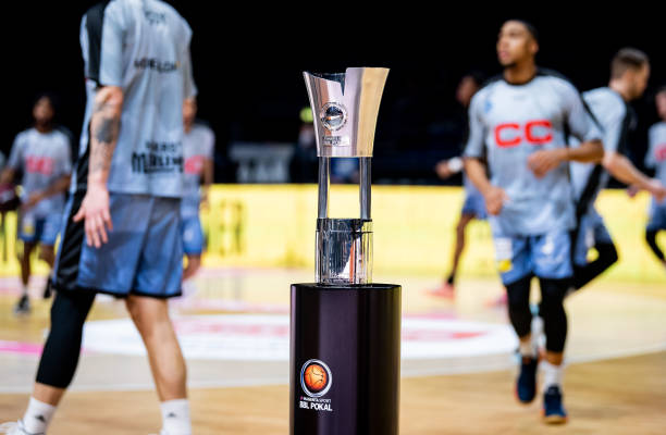 向于拉开场 向于拉开场