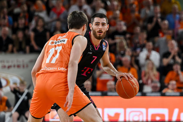 相比薪水的 相比薪水的