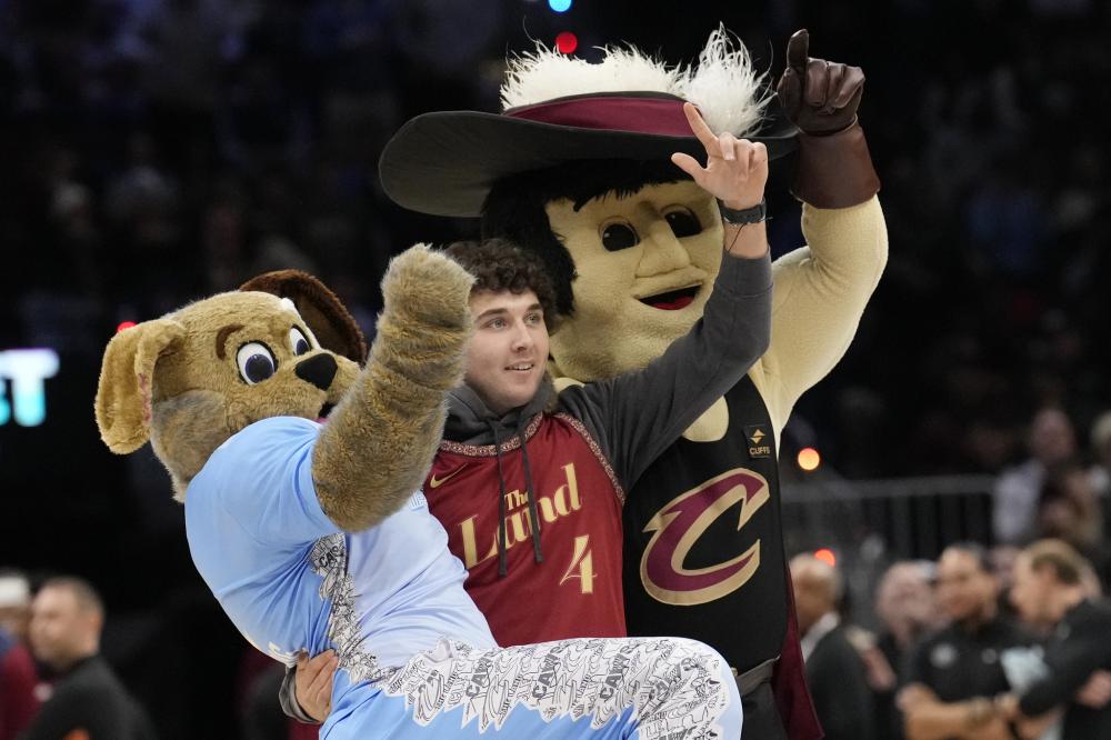 功摘得金牌 功摘得金牌